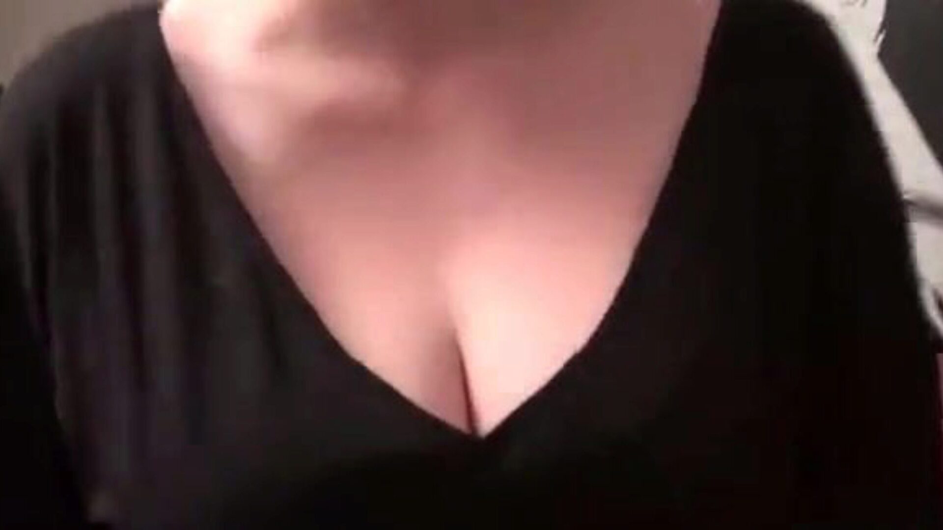 Older francaise aux gros seins se fait demonter le cul